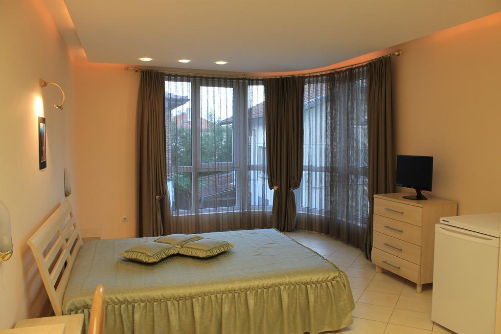 Stela Guest House Tsarevo Esterno foto