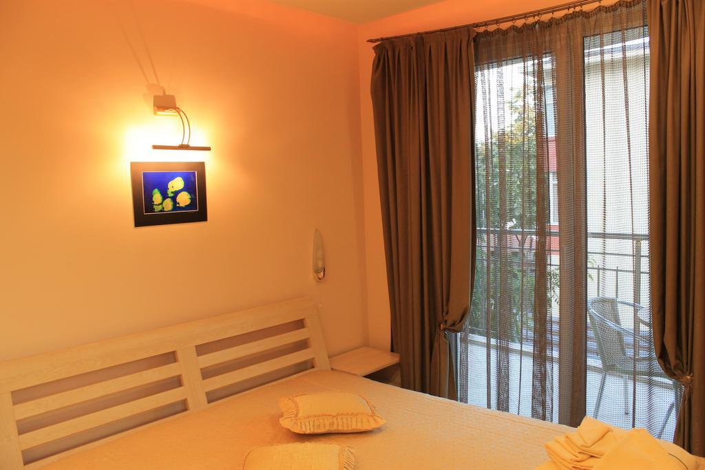 Stela Guest House Tsarevo Esterno foto